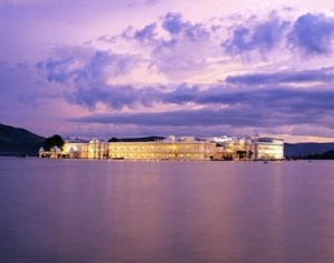 El escenario inigualable del Taj Lake Palace