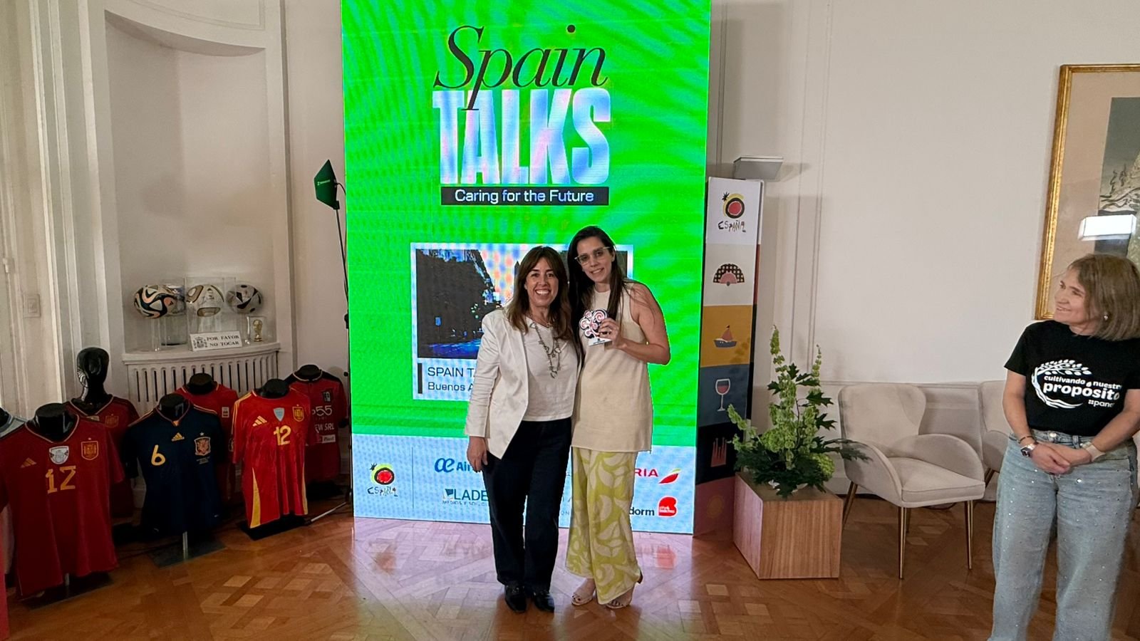 Spain Talks América